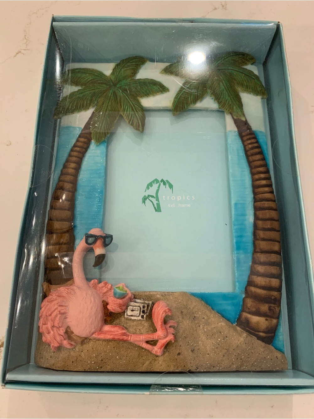 Flamingo Picture Frame 3D Scene Magnetic Frame Holds A 4” x 6” Photo NEW